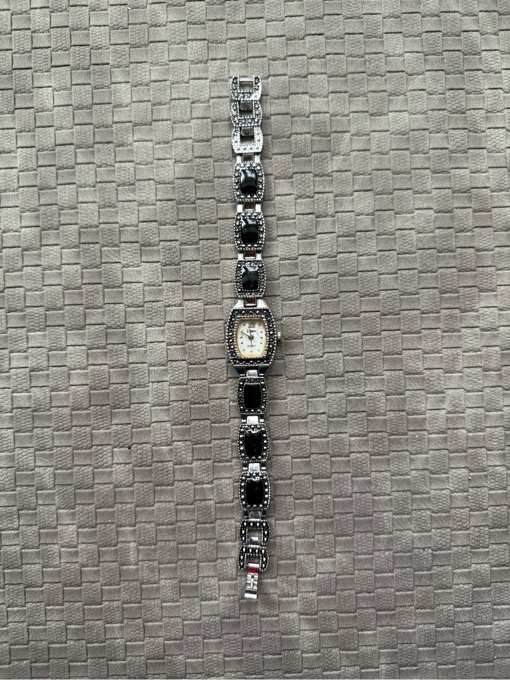 Viviani‎ Silver-Tone Black Stone vintage style Watch